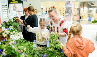 Зелені свята (30-31.05.2026)
