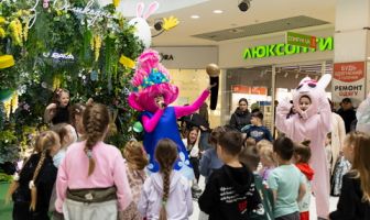 Великодні вихідні (11-12.04.2026)
